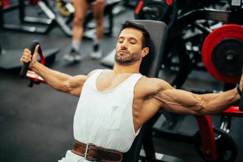 Можно ли получить травму во время групповой тренировки. Почему посещение тренажёрного зала может обернуться травмой?