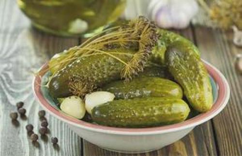 Сколько калорий в соленом огурце и сроки его хранения. Соленые огурцы: калорийность и БЖУ, Польза и вред для организма 03 Сколько калорий в соленом огурце и сроки его хранения. Соленые огурцы: калорийность и БЖУ, Польза и вред для организма 03