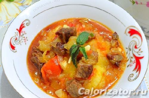 Какие соусы можно подавать к БЖУ картофеля в вареном. Пюре с подливой