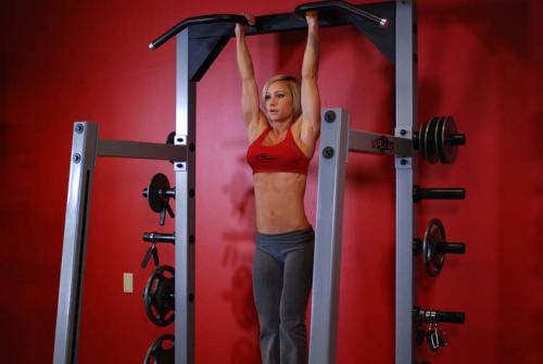 Как накачать пресс девушке. Как правильно качать пресс в домашних условиях