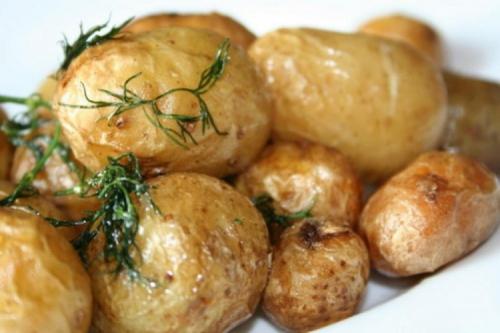 Какие блюда можно приготовить из вареного картофеля в кожуре. 10 лучших рецептов картошки в мундире