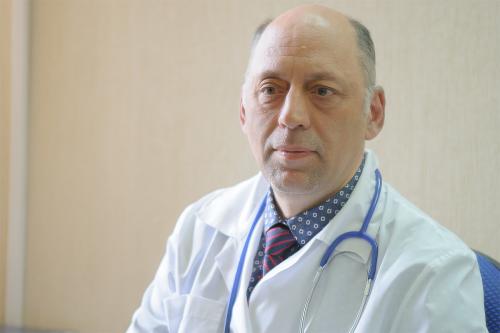 Могут ли дети также заразиться коронавирусом или они менее подвержены риску. ПЯТЬ ГИПОТЕЗ, ПОЧЕМУ ДЕТИ ПЕРЕНОСЯТ КОВИД ЛЕГЧЕ ВЗРОСЛЫХ