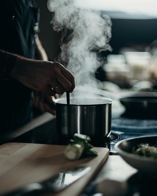 Какие противопоказания существуют для соблюдения диеты 1 стол. Что такое диета «Стол №1»