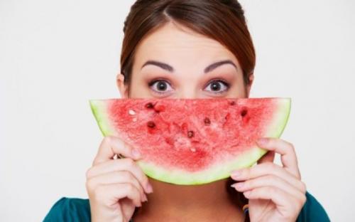 Сколько калорий в арбузе. Вреден ли арбуз? Сколько сахара в арбузе? 03 Сколько калорий в арбузе. Вреден ли арбуз? Сколько сахара в арбузе? 03